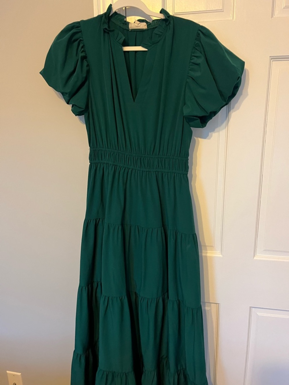 entro Emerald Green V-Neck Tiered Maxi Dress with Puff Sleeves